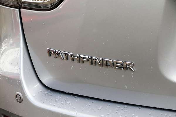 2015 Nissan Pathfinder ST R52