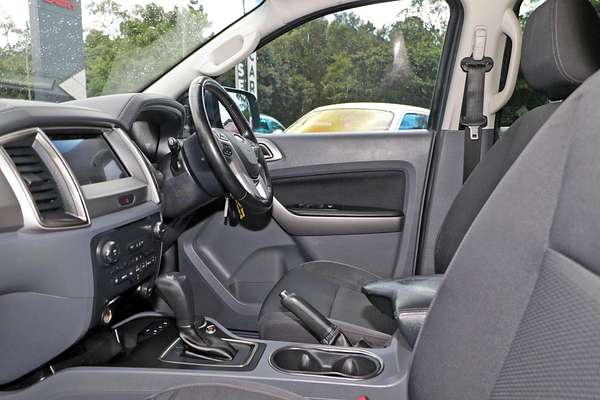 2017 Ford Everest Trend UA