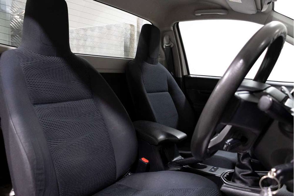 2015 Toyota Hilux SR GUN123R