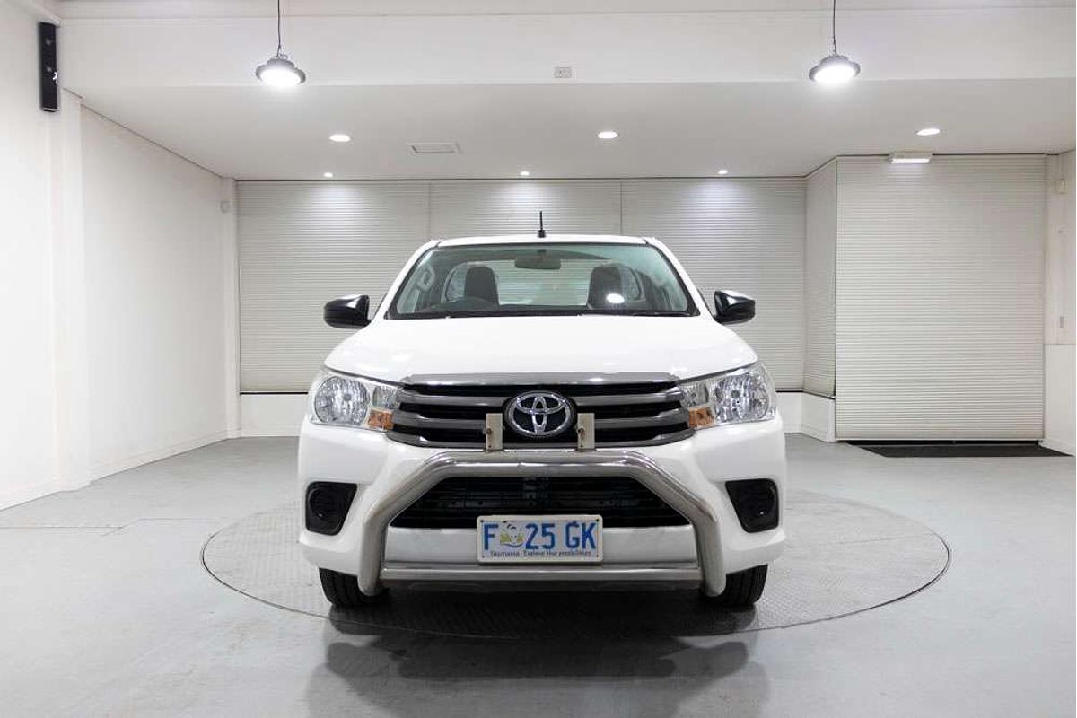 2015 Toyota Hilux SR GUN123R