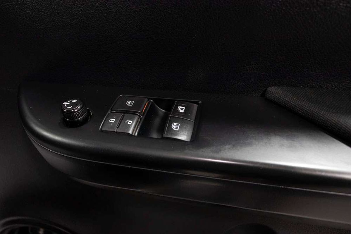 2015 Toyota Hilux SR GUN123R