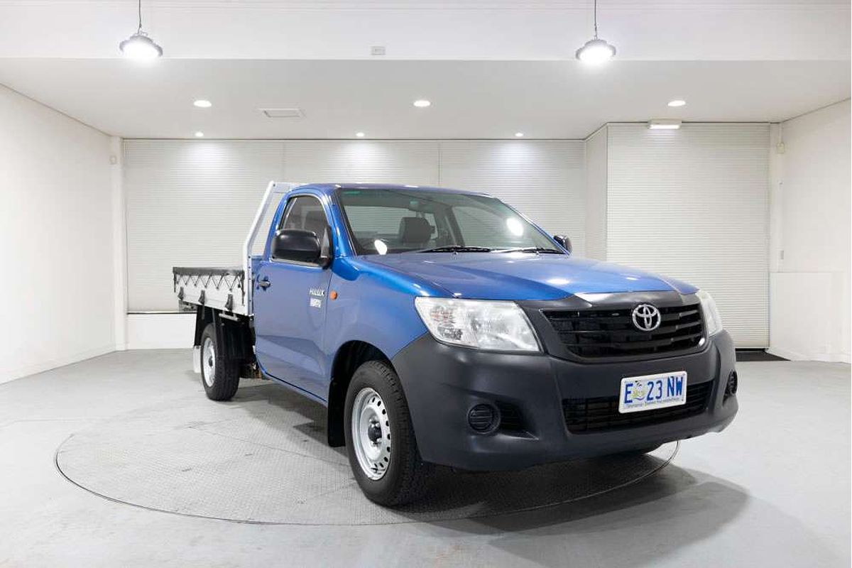 Hilux 4x2 Workmate 2.7L Petrol Manual Single Cab C/C