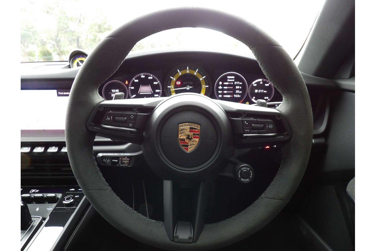 2024 Porsche 911 Carrera GTS 992