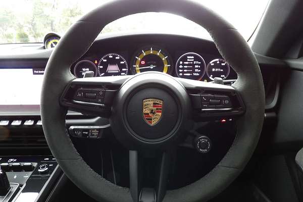 2024 Porsche 911 Carrera GTS 992