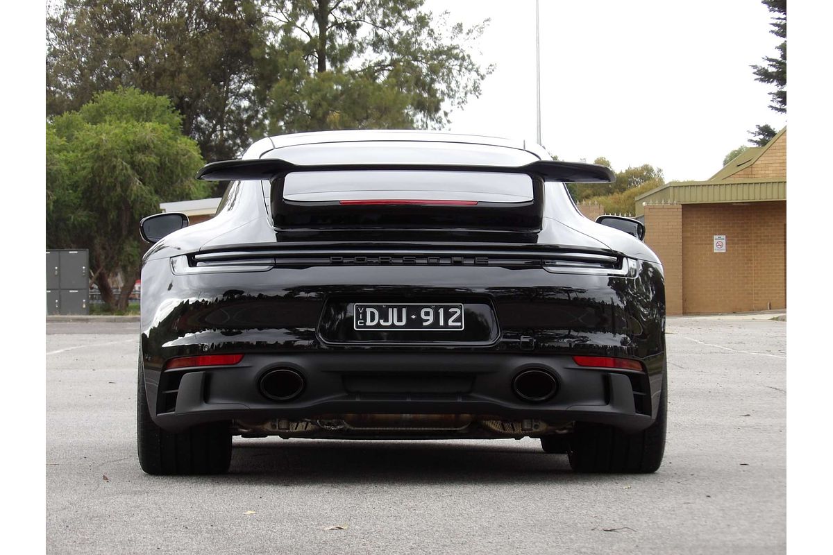 2024 Porsche 911 Carrera GTS 992