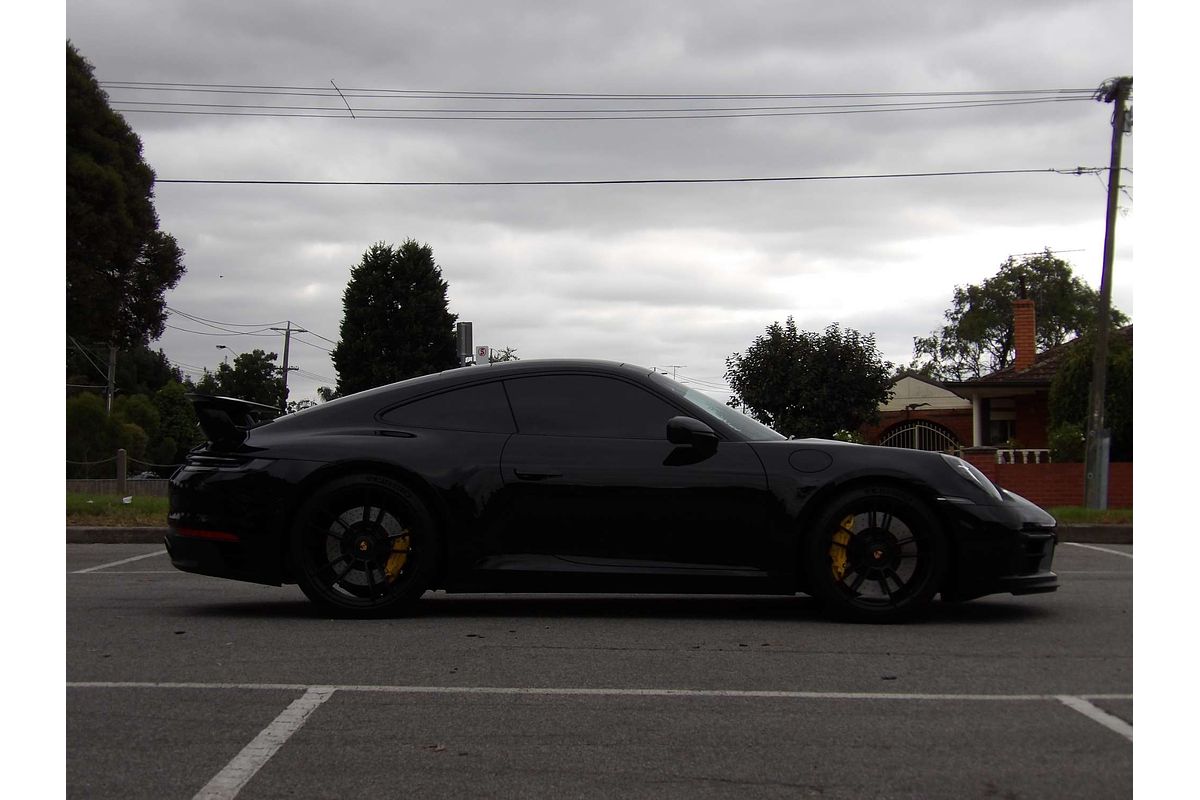 2024 Porsche 911 Carrera GTS 992