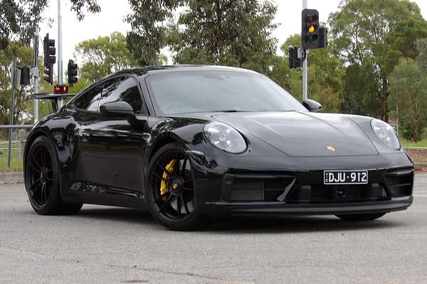2024 Porsche 911 Carrera GTS 992