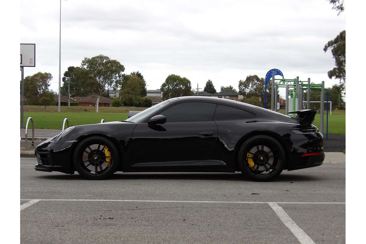 2024 Porsche 911 Carrera GTS 992
