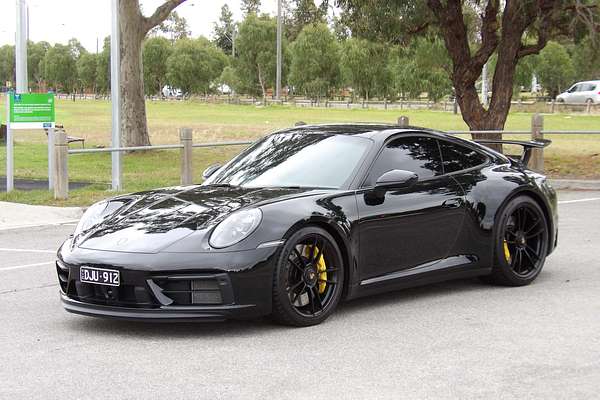 2024 Porsche 911 Carrera GTS 992