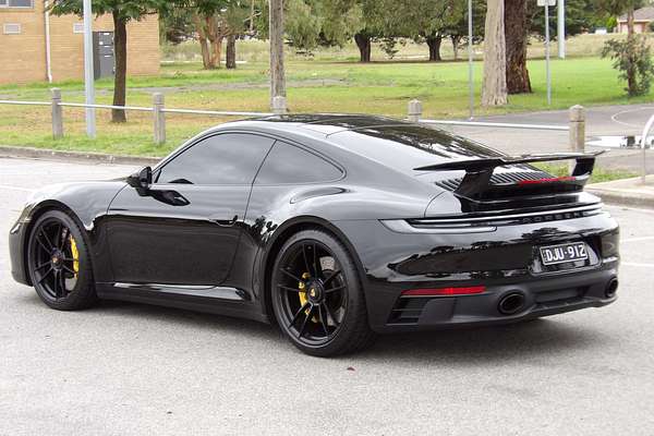 2024 Porsche 911 Carrera GTS 992