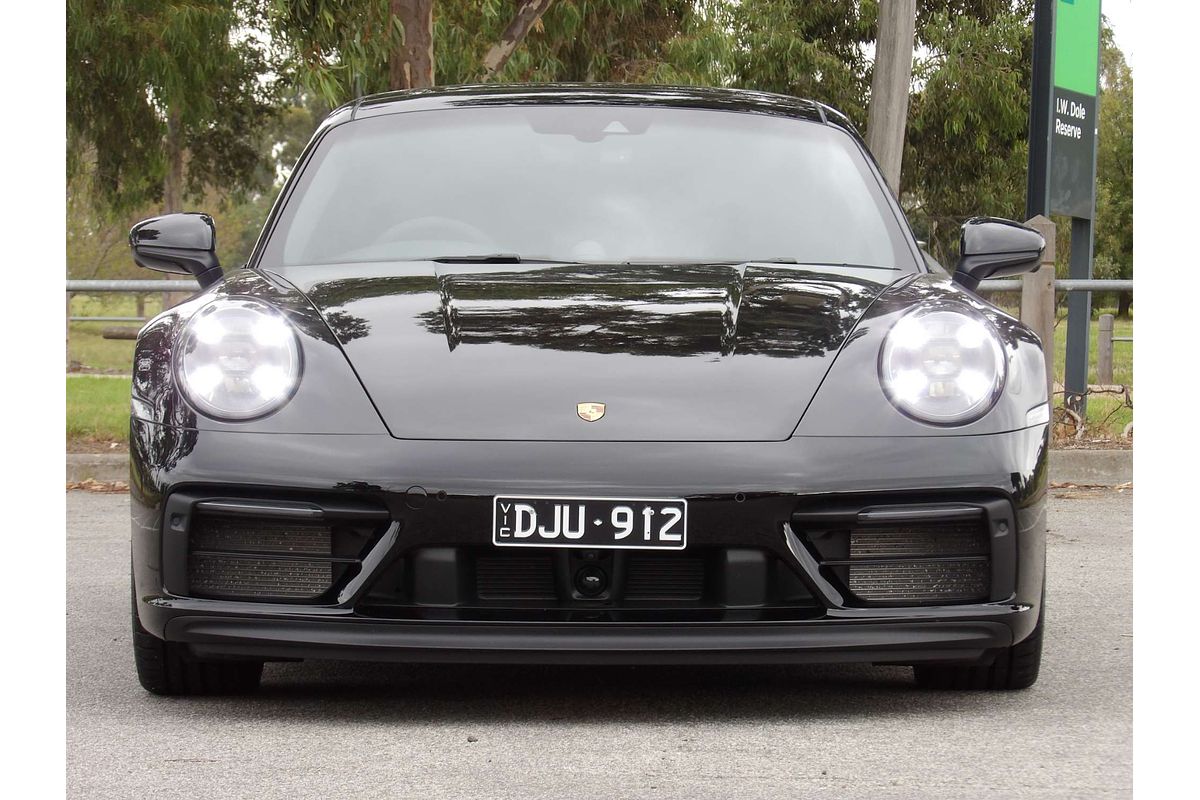 2024 Porsche 911 Carrera GTS 992