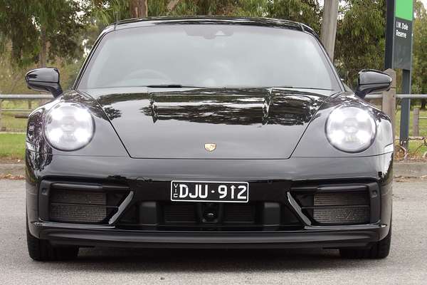 2024 Porsche 911 Carrera GTS 992