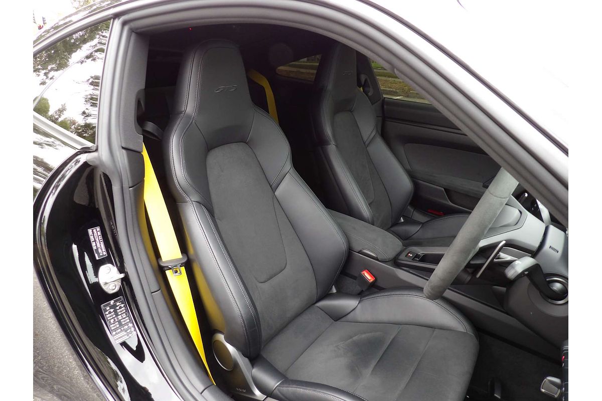 2024 Porsche 911 Carrera GTS 992
