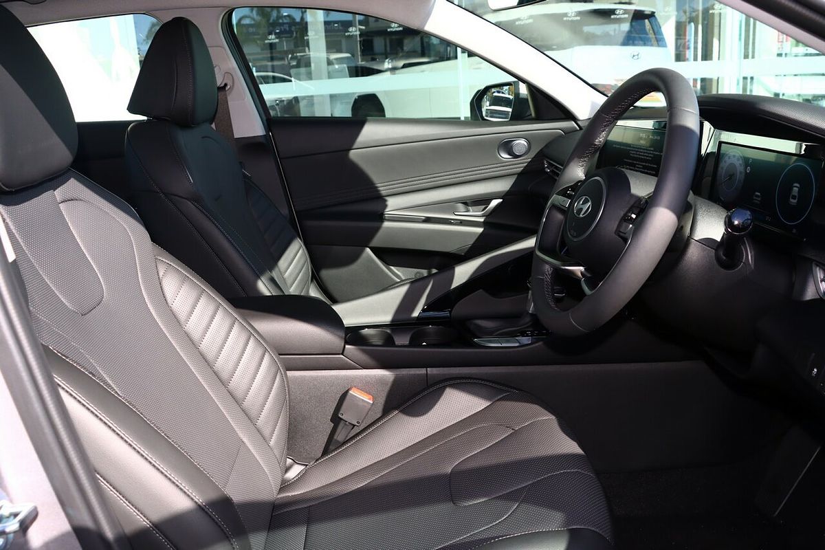 2024 Hyundai i30 Premium CN7.V2