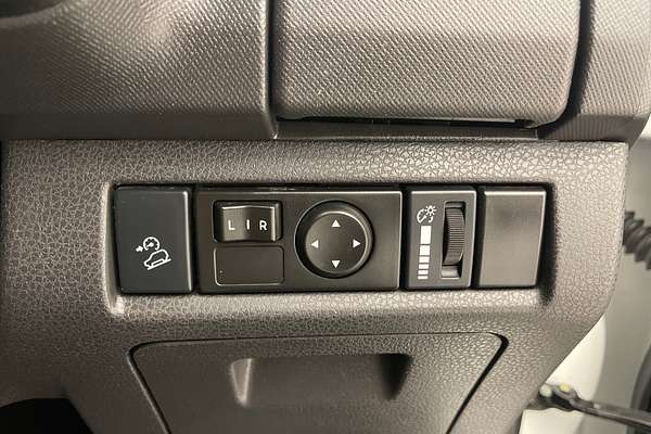 2019 Isuzu D-MAX SX High Ride Rear Wheel Drive
