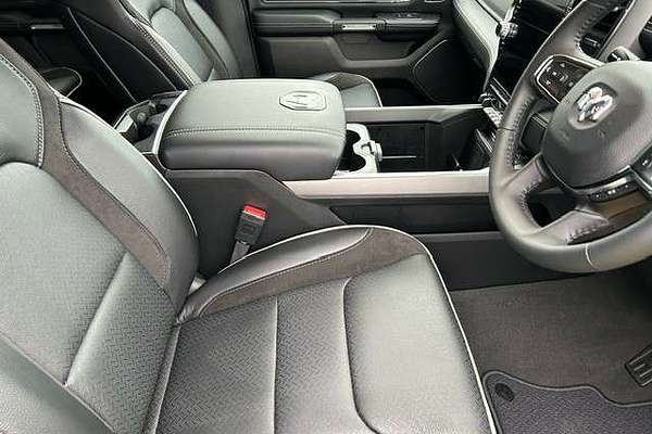 2024 RAM 1500 Laramie DT 4X4 SWB