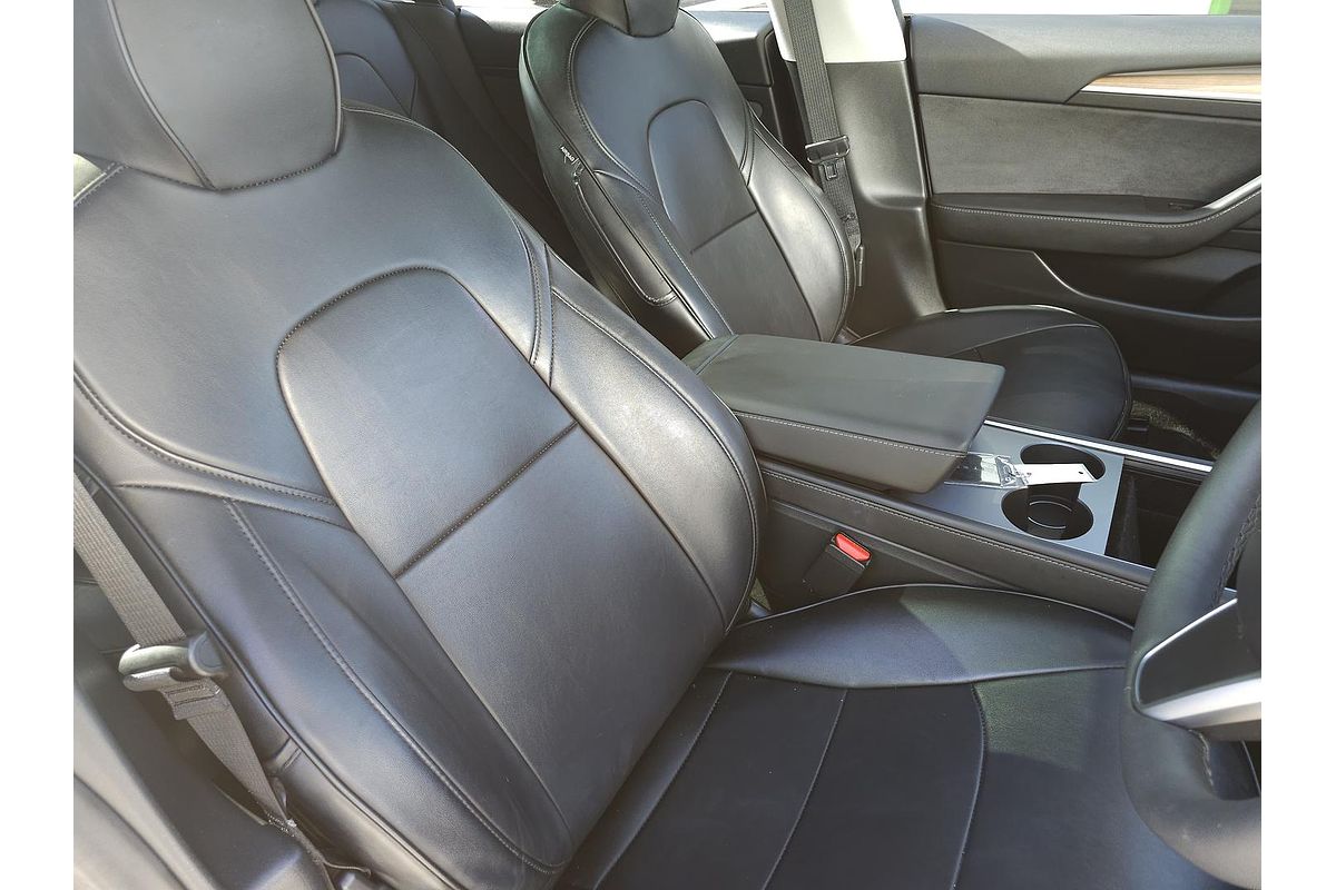 2022 Tesla Model 3 Rear-Wheel Drive