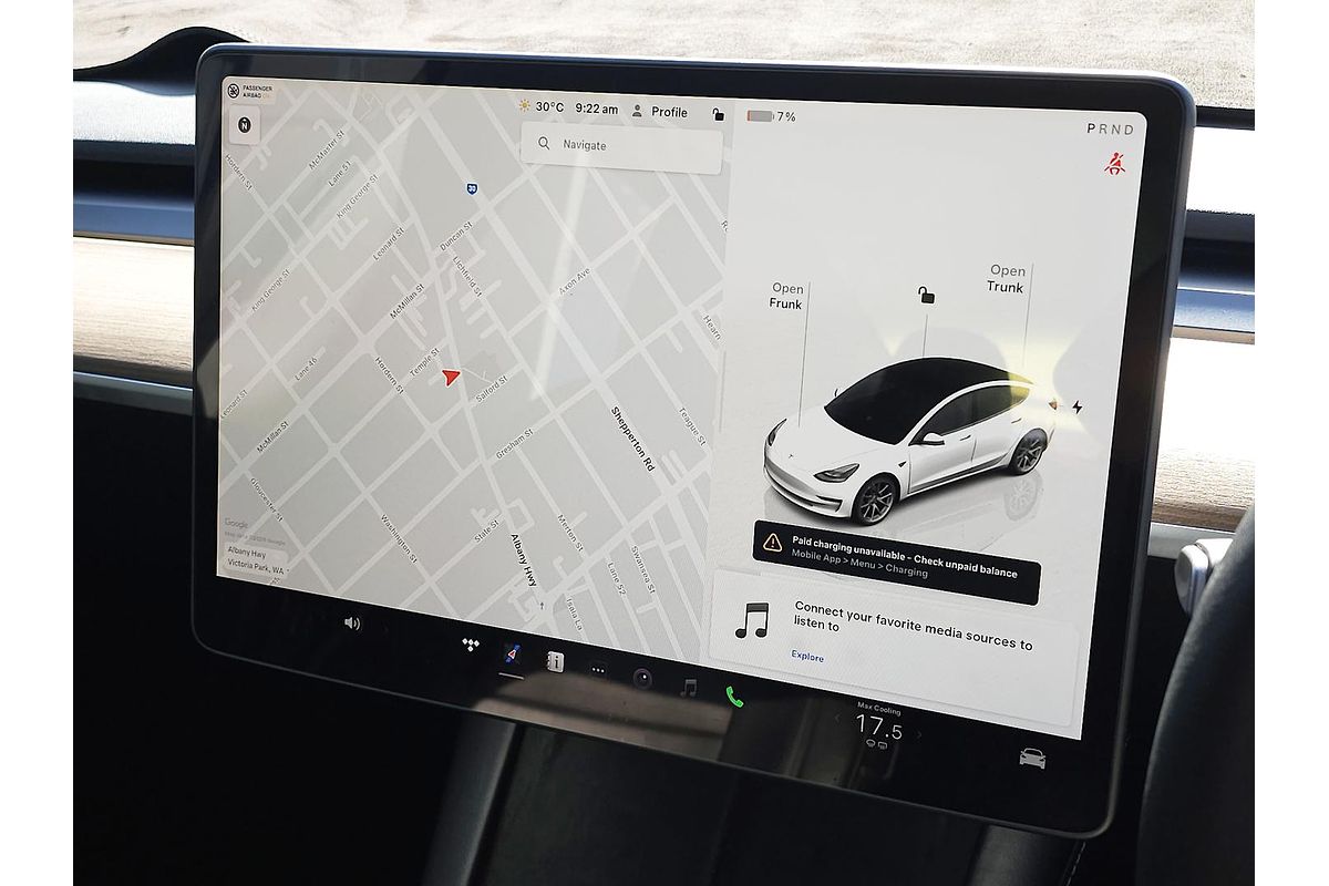 2022 Tesla Model 3 Rear-Wheel Drive