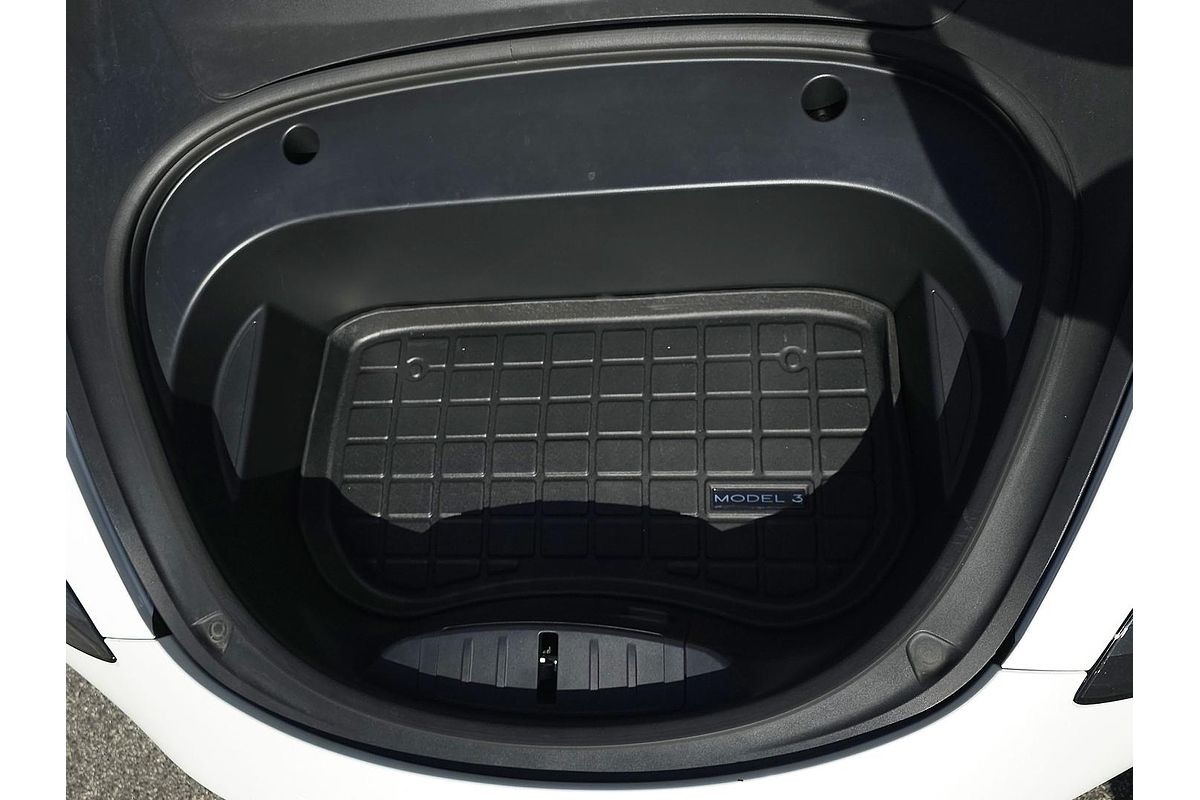 2022 Tesla Model 3 Rear-Wheel Drive