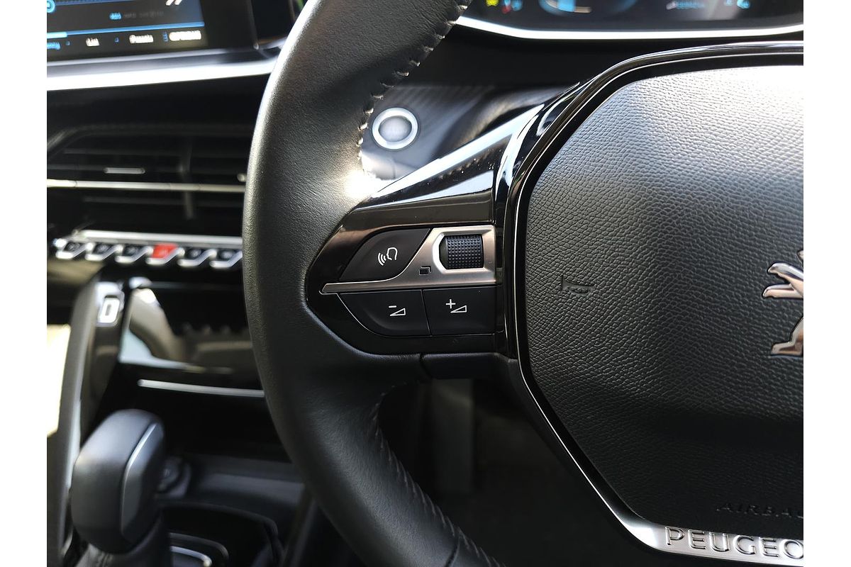 2021 Peugeot 2008 Allure P24