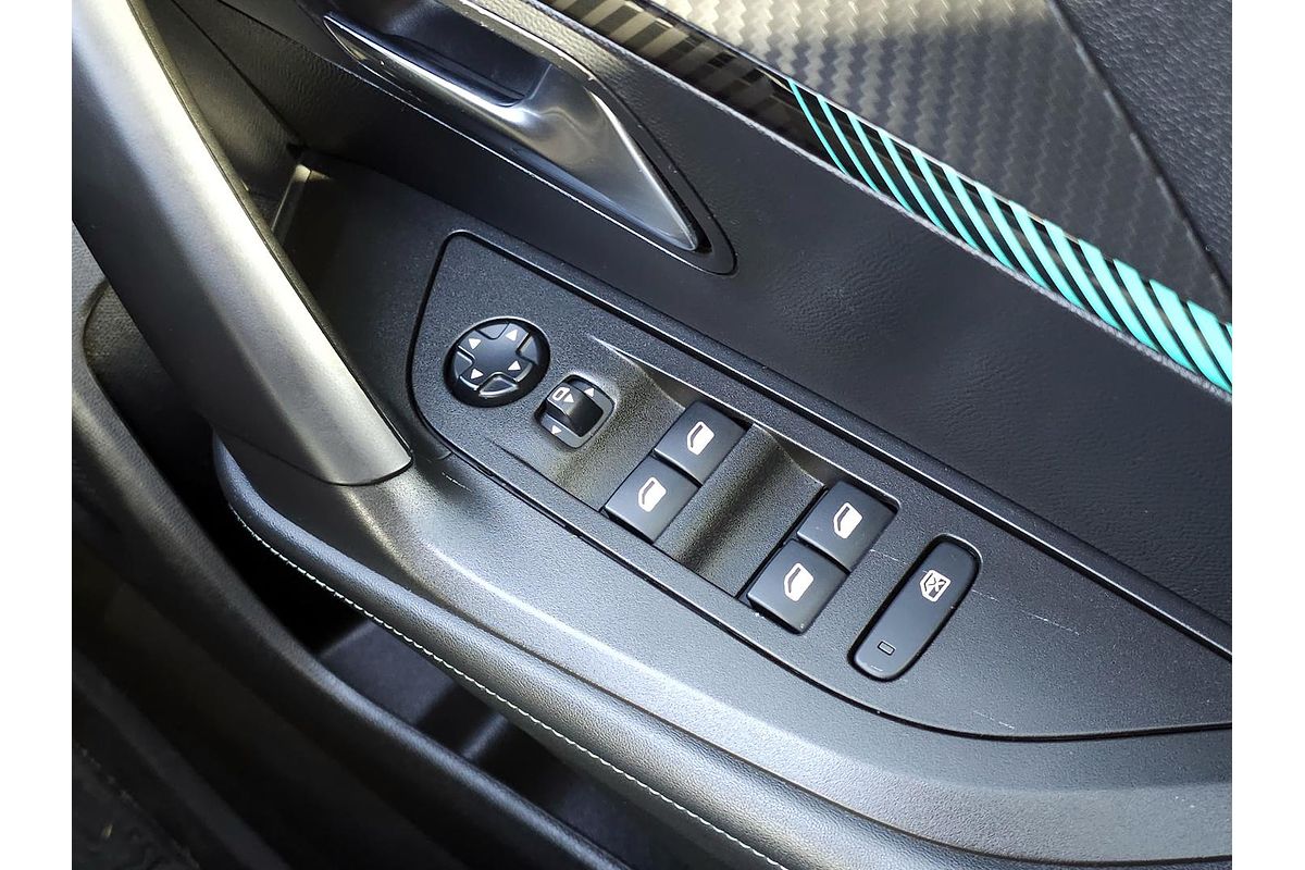 2021 Peugeot 2008 Allure P24