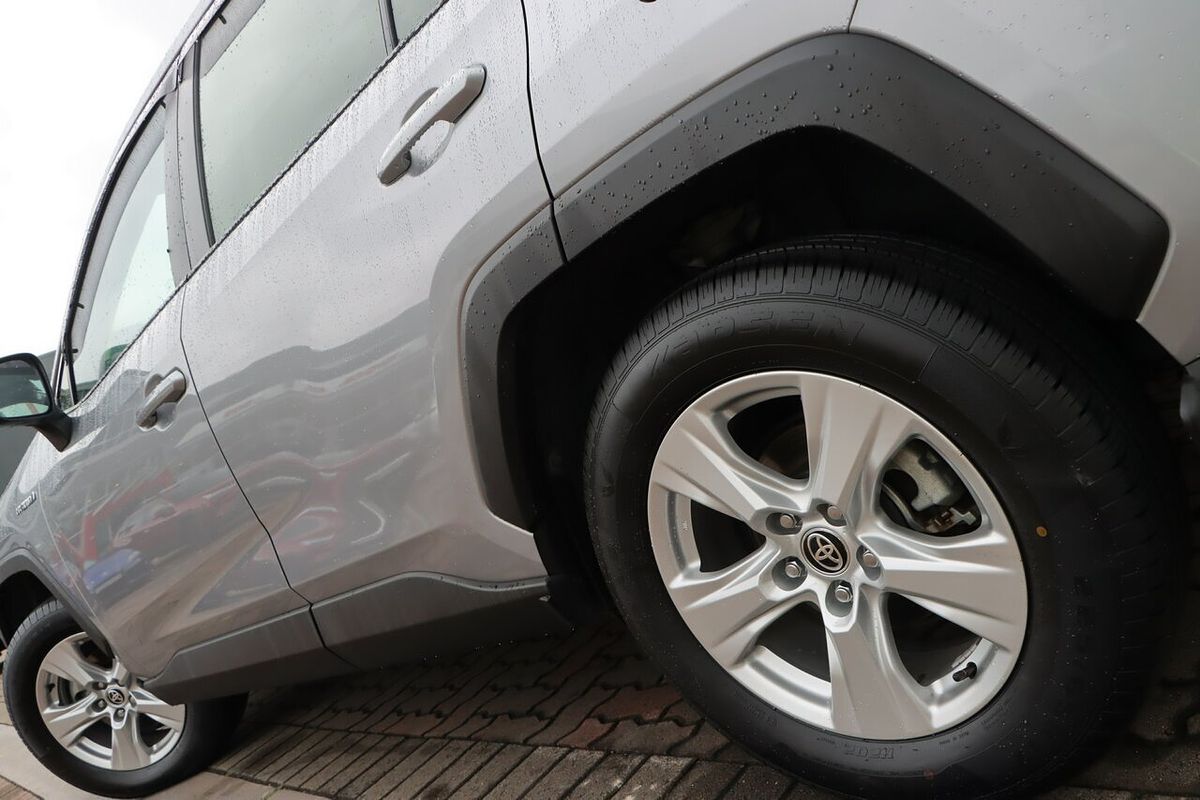 2020 Toyota RAV4 GX AXAH54R