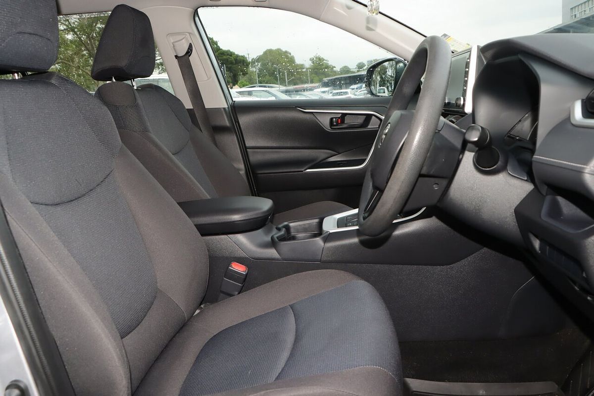 2020 Toyota RAV4 GX AXAH54R