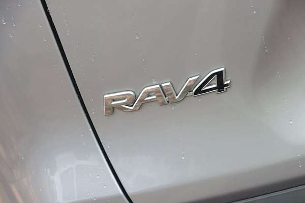 2020 Toyota RAV4 GX AXAH54R