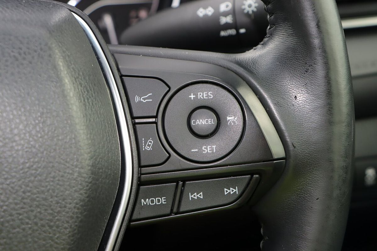 2021 Toyota Camry Ascent Sport AXVH70R