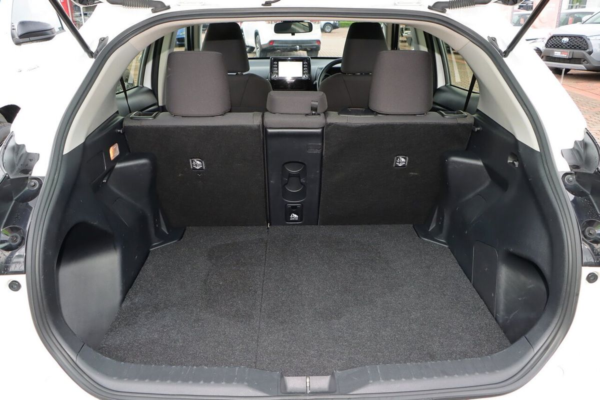 2022 Toyota Yaris Cross GX MXPB10R