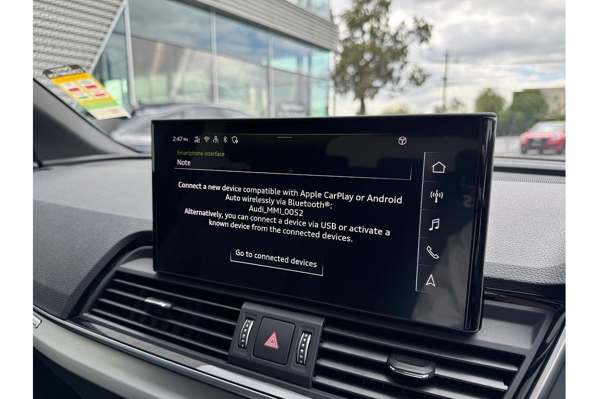 2024 Audi Q5 55 TFSI e S Line FY