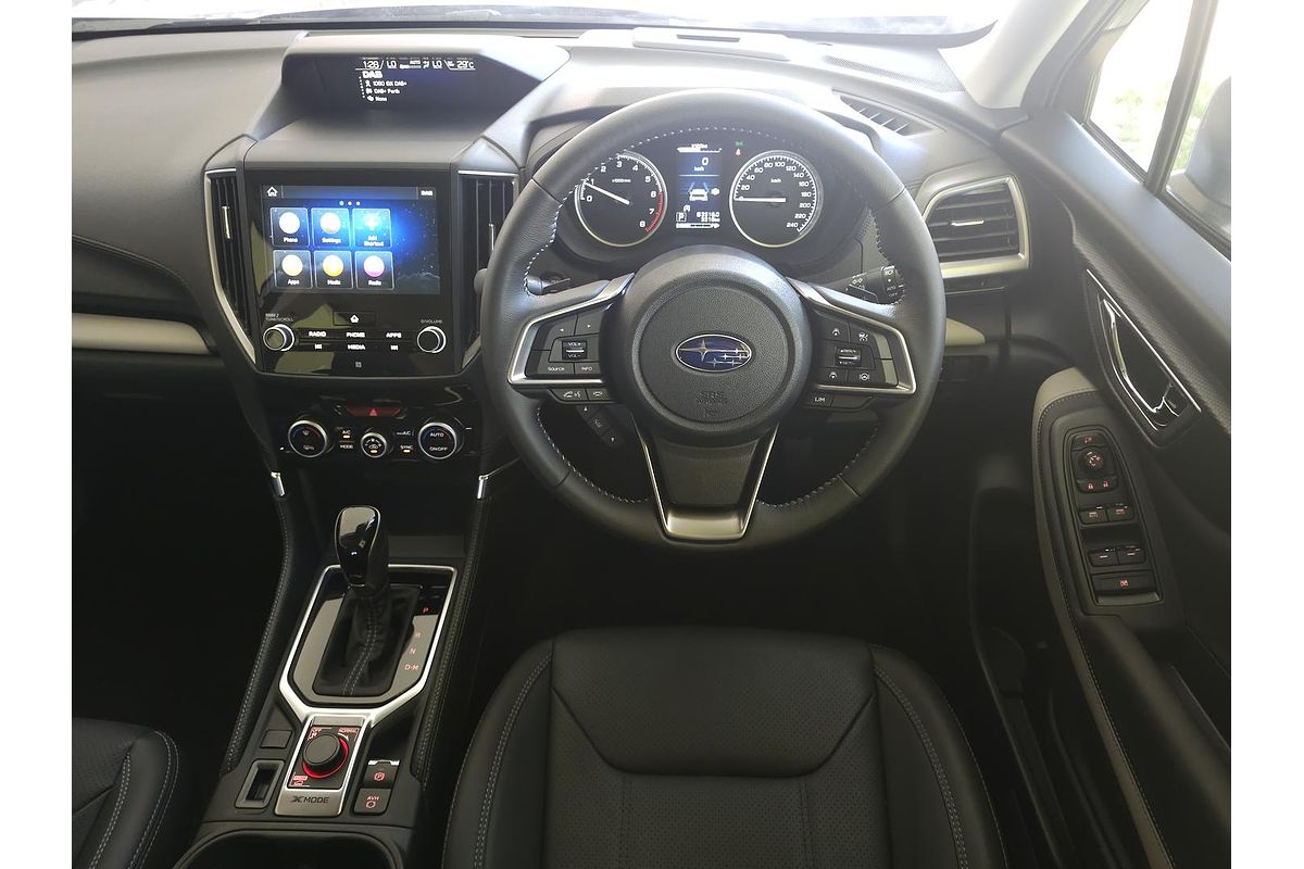 2024 Subaru Forester 2.5i Luxury Special Edition S5