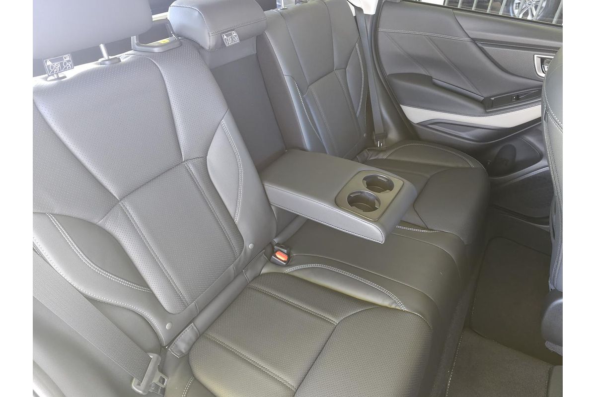 2024 Subaru Forester 2.5i Luxury Special Edition S5