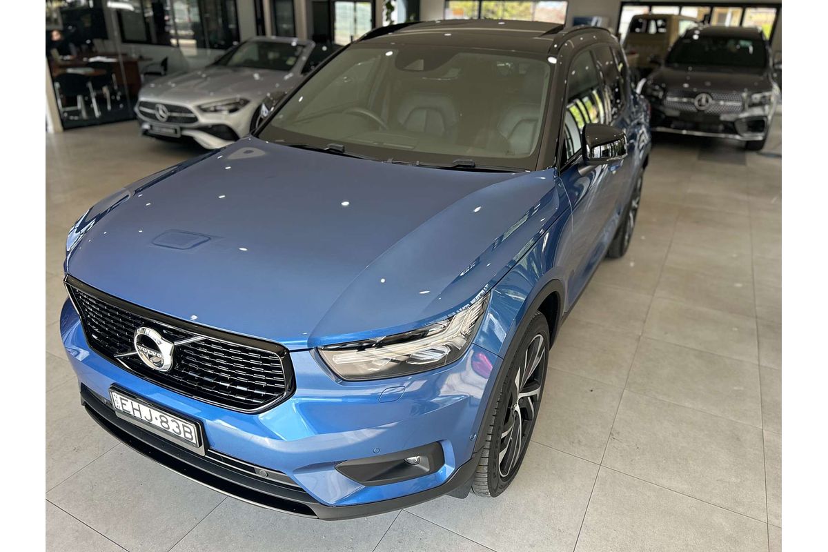 2019 Volvo XC40 T5 R-Design