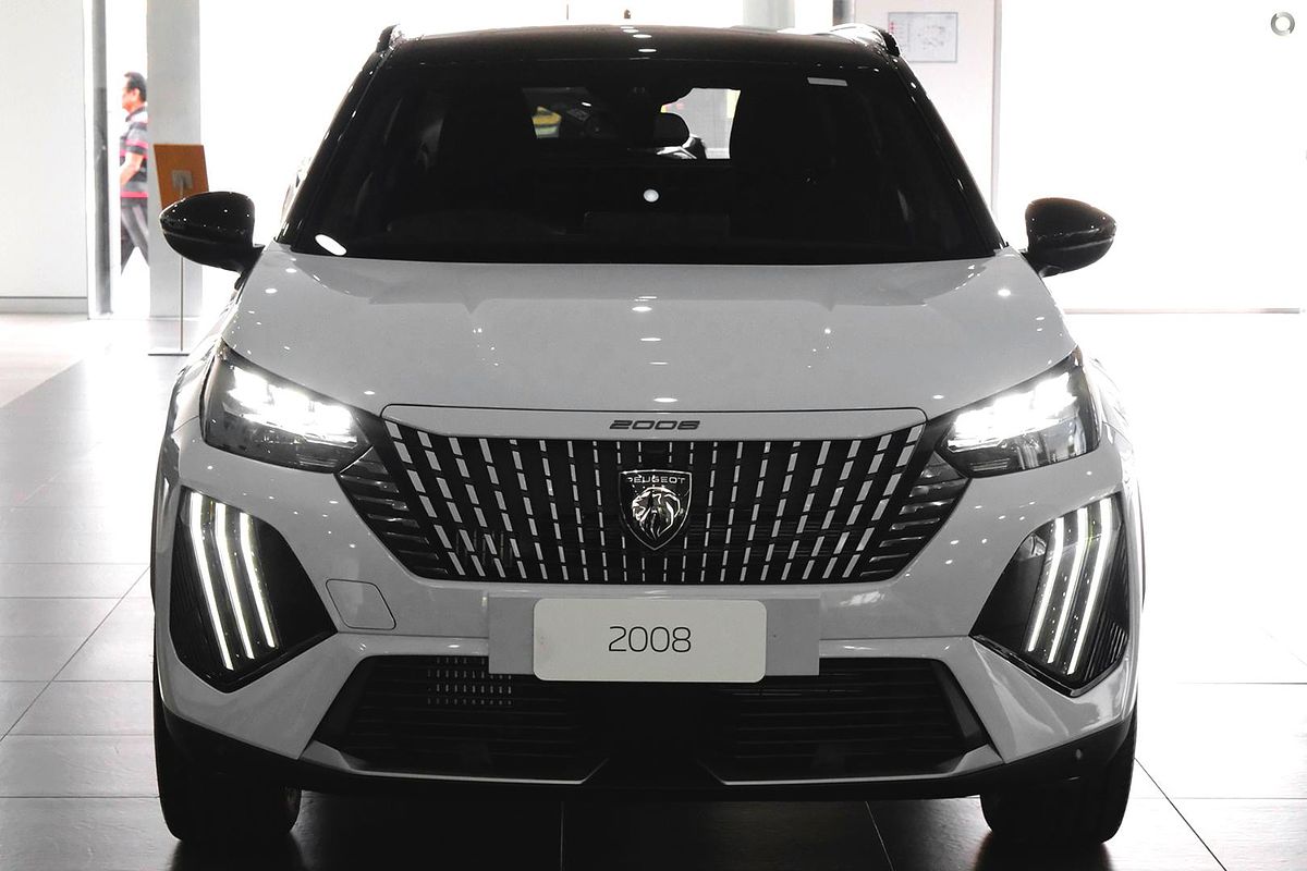 2025 Peugeot 2008 GT Hybrid P24