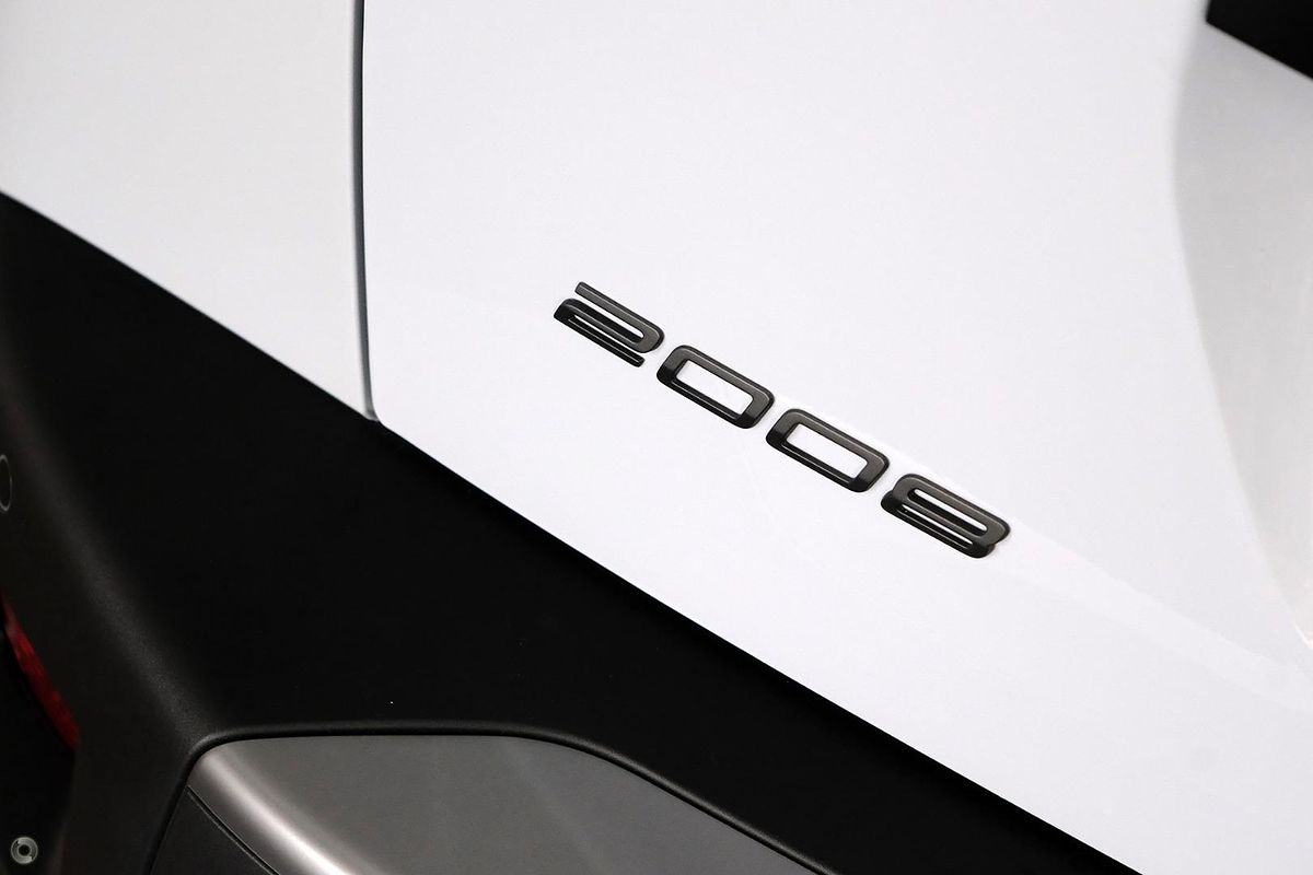 2025 Peugeot 2008 GT Hybrid P24