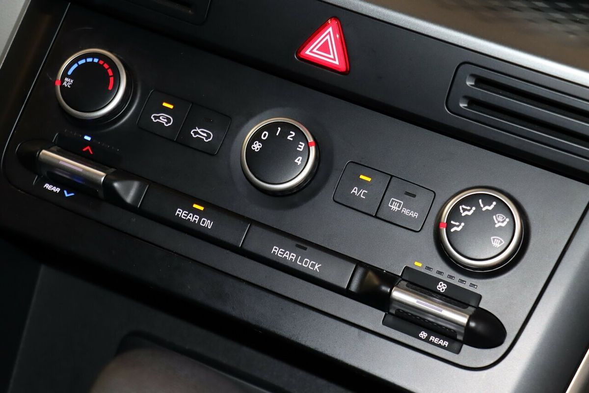 2021 Kia Carnival S KA4