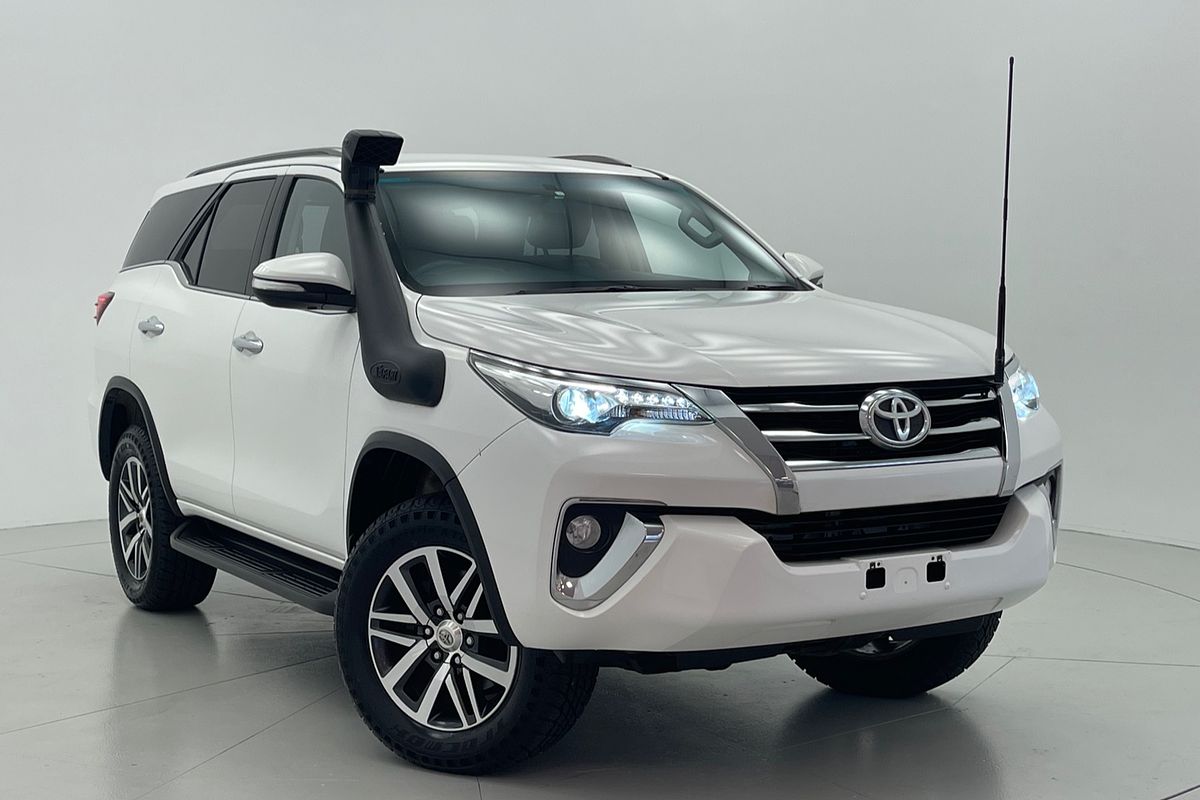 2016 Toyota Fortuner Crusade GUN156R