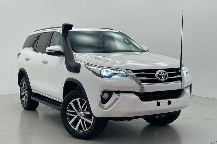 2016 Toyota Fortuner Crusade GUN156R