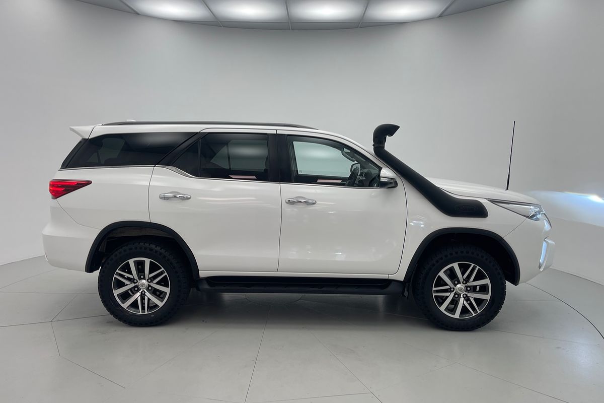 2016 Toyota Fortuner Crusade GUN156R