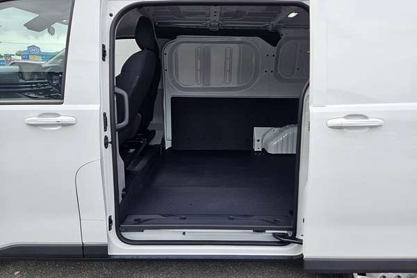 2025 LDV Deliver 7 SWB