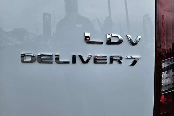 2025 LDV Deliver 7 SWB