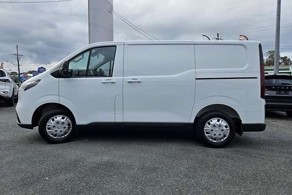 2025 LDV Deliver 7 SWB