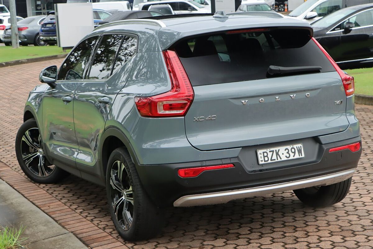 2021 Volvo XC40 T4 Inscription