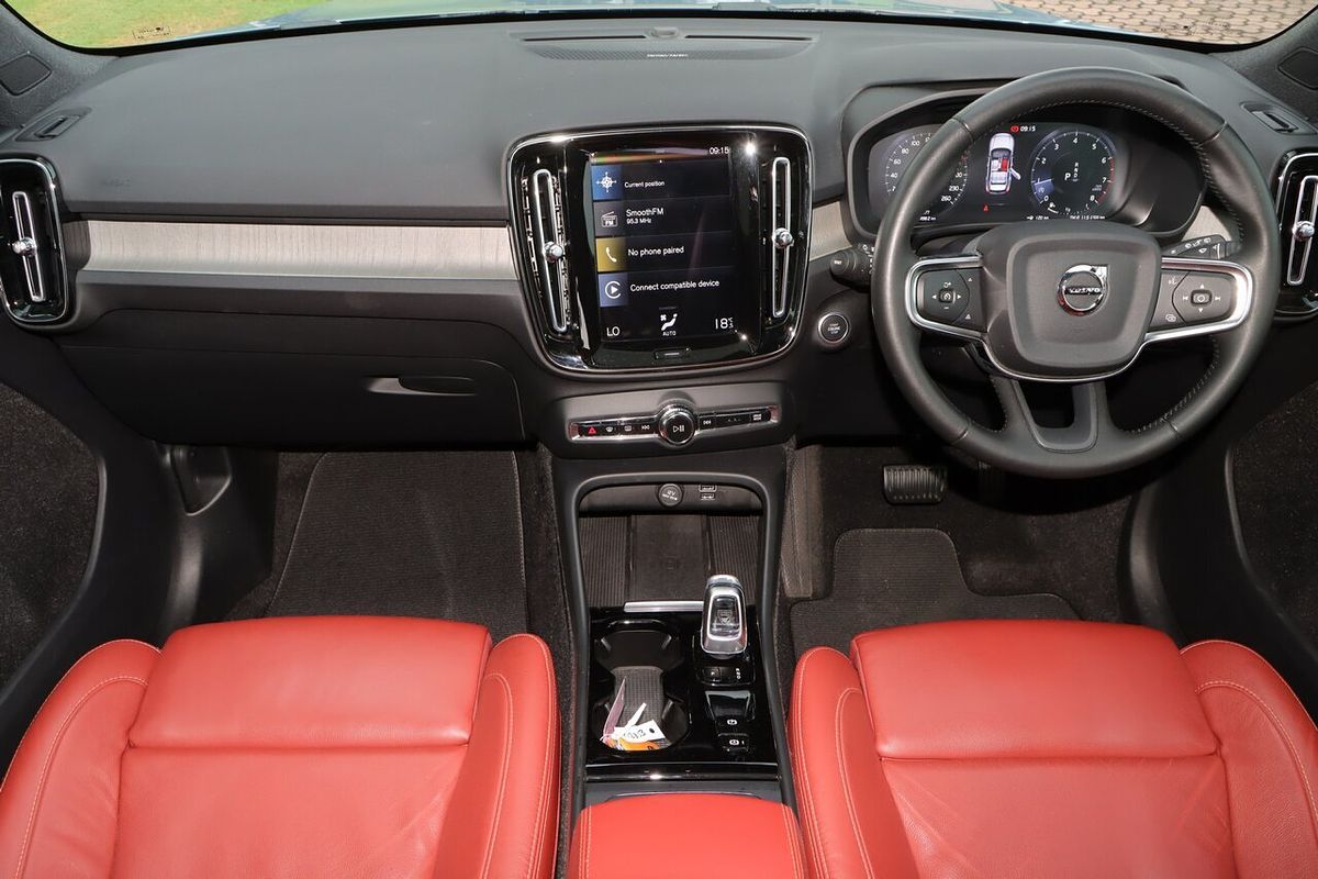 2021 Volvo XC40 T4 Inscription