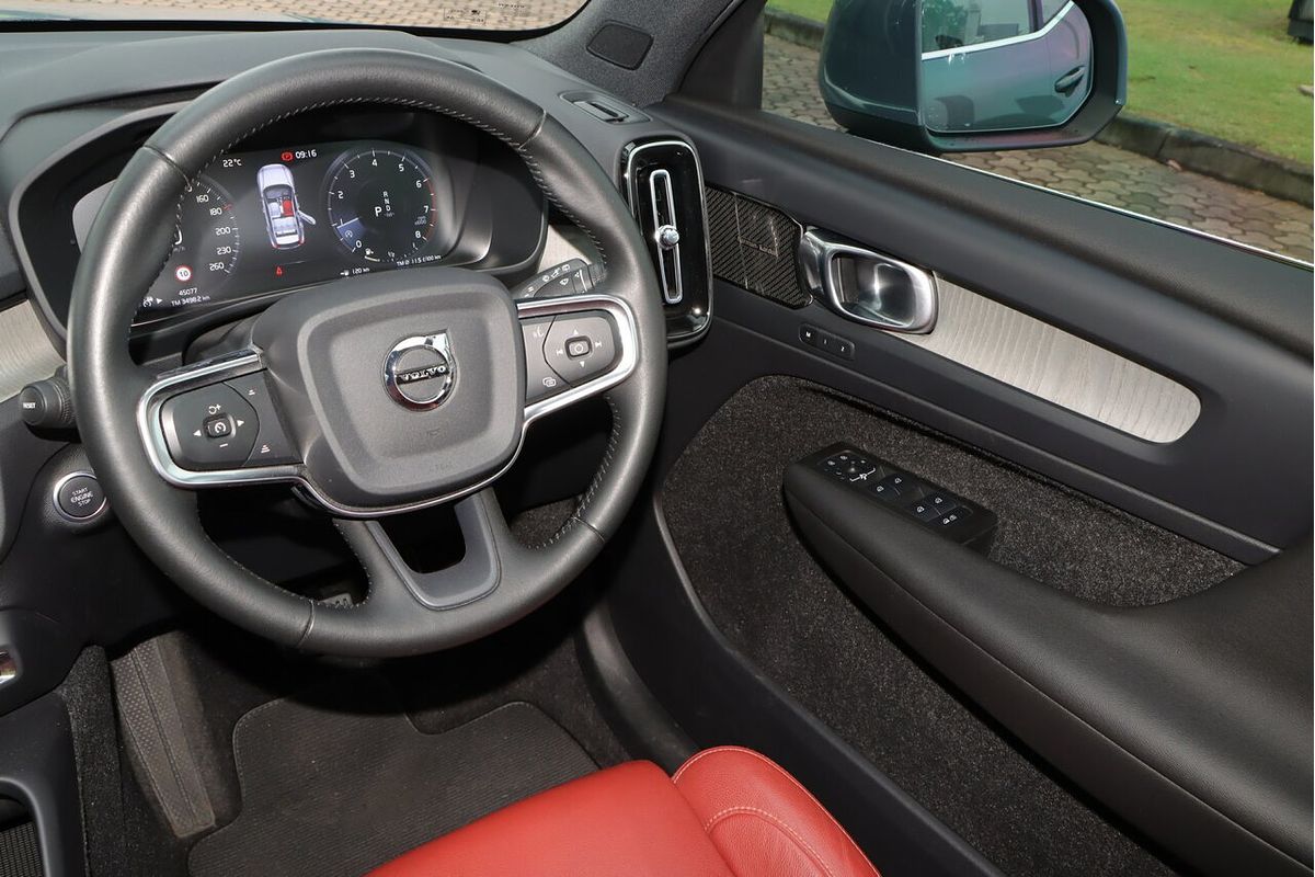 2021 Volvo XC40 T4 Inscription