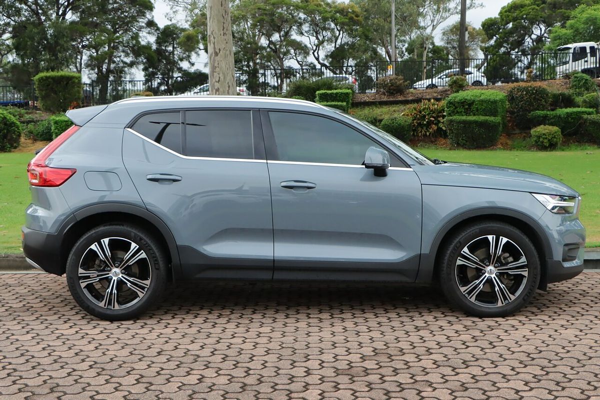2021 Volvo XC40 T4 Inscription