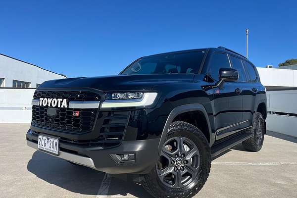 2022 Toyota Landcruiser GR Sport FJA300R