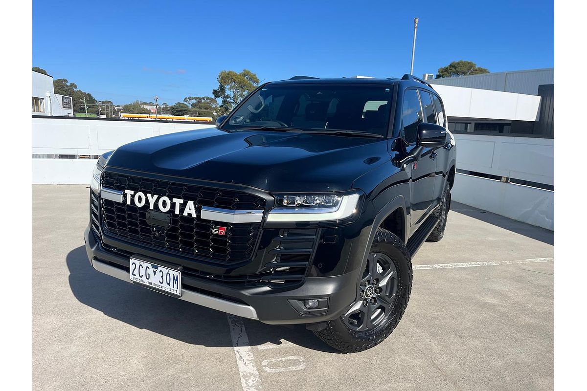 2022 Toyota Landcruiser GR Sport FJA300R