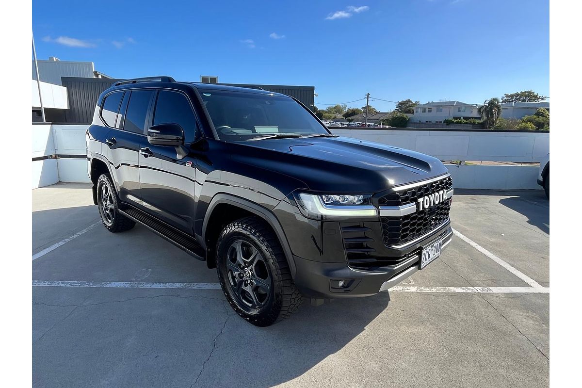 2022 Toyota Landcruiser GR Sport FJA300R